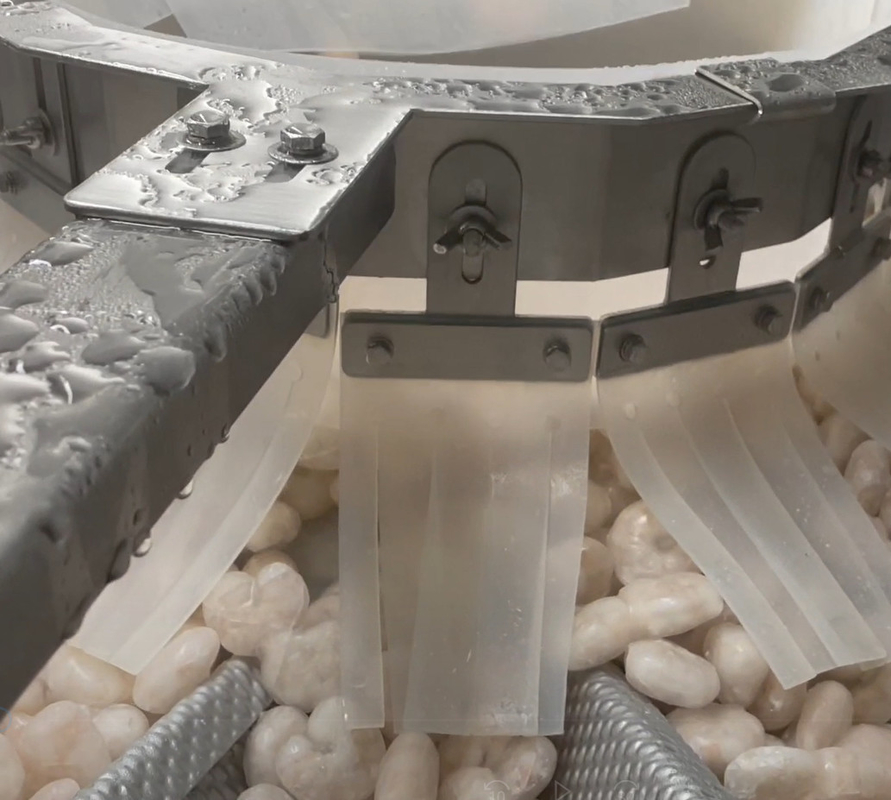 SS 304 Weigher Packing Machine Icy Shrimp Workshop Packing System Target Berat 200g ~ 1500g