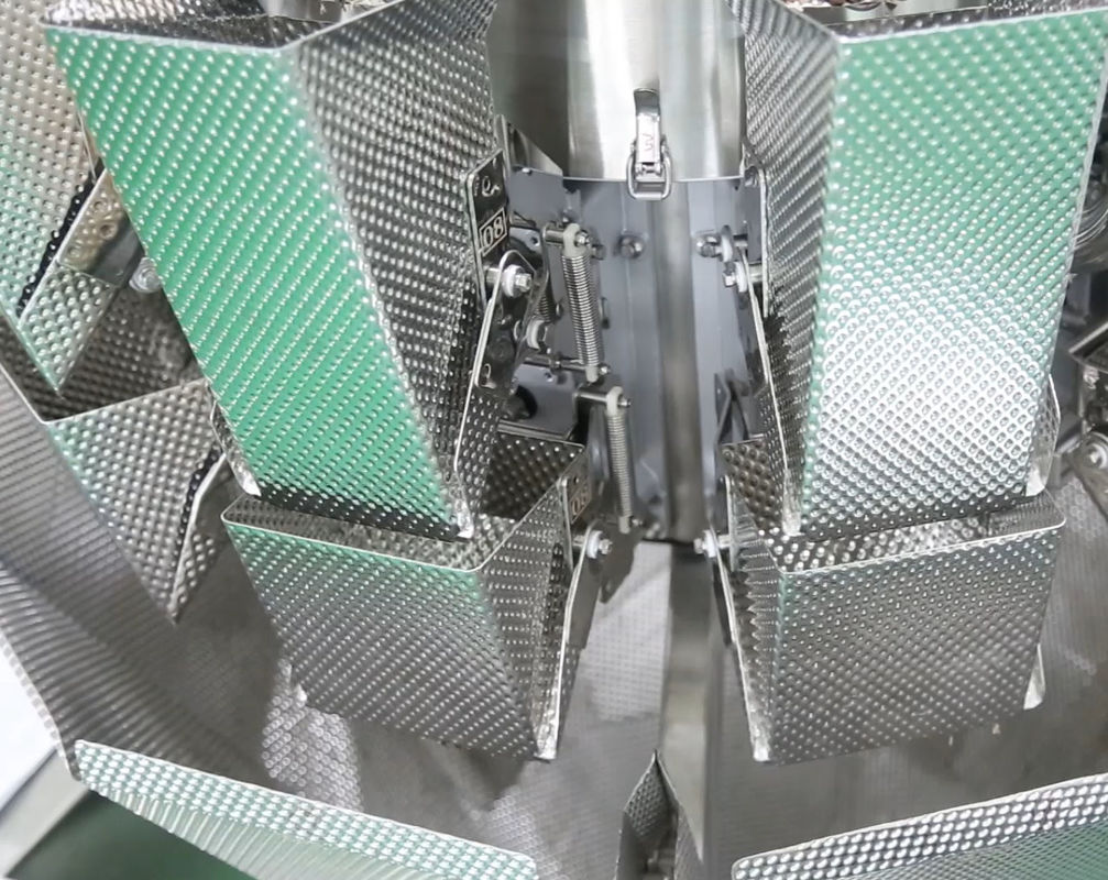 14 Mutihead Weigher VFFS Packaging Machine Bowl Type Elevator Untuk Buah Beku Kacang Coklat