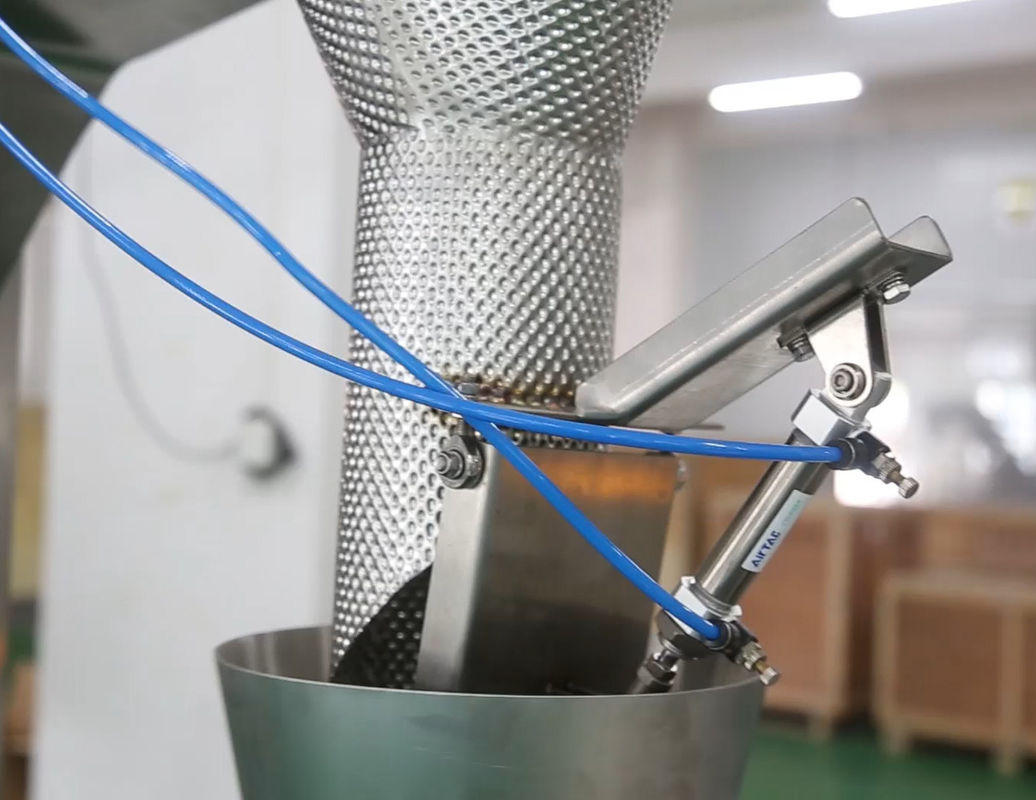 14 Mutihead Weigher VFFS Packaging Machine Bowl Type Elevator Untuk Buah Beku Kacang Coklat