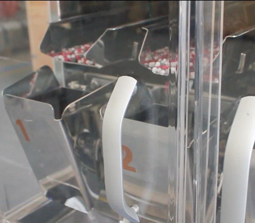 8 Hopper 0.5L 1.2L Linear Weigher Untuk Bahan Jaring Kecil Seperti Gula Garam