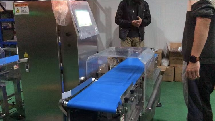 1KW 120p/min Kecepatan Tinggi Check Weigher Untuk Memeriksa Berat Produk