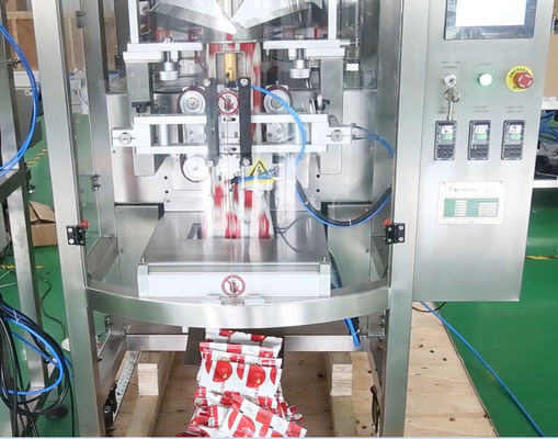 14 Mutihead Weigher VFFS Packaging Machine Bowl Type Elevator Untuk Buah Beku Kacang Coklat